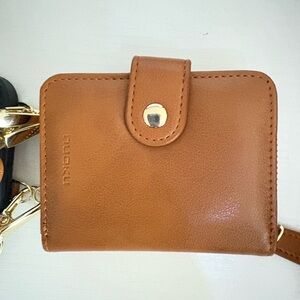 Tan Leather Wallet Magnetic detachable strap crossbody wallet RFID BLOCKING NEW
